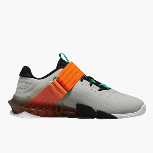 Nike Savaleos- Men's Size 11 - Picture 2 of 9